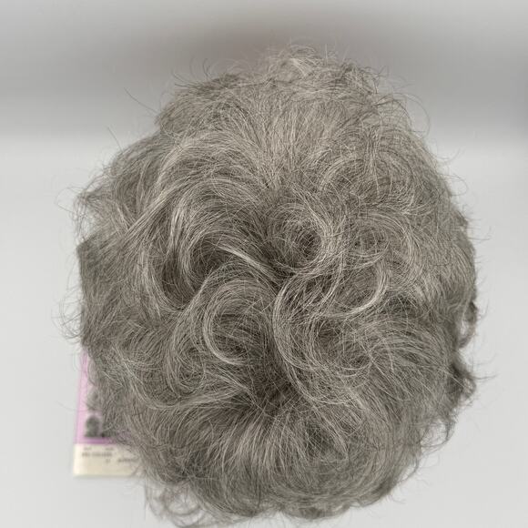 NWT Paula Young Mid Colleen Gray Wig Color 51 Short Curly Synthetic Average main image 6